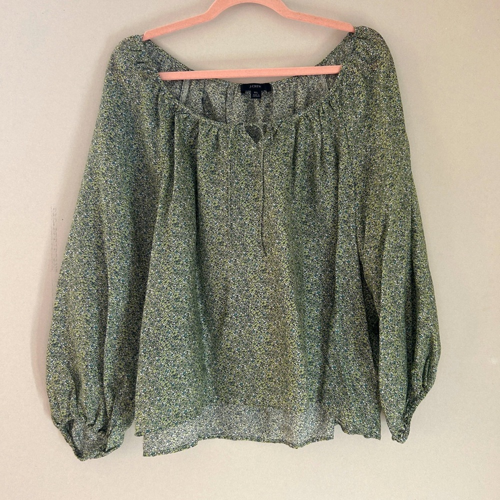J. Crew dainty green floral top for women with bow in front size XL